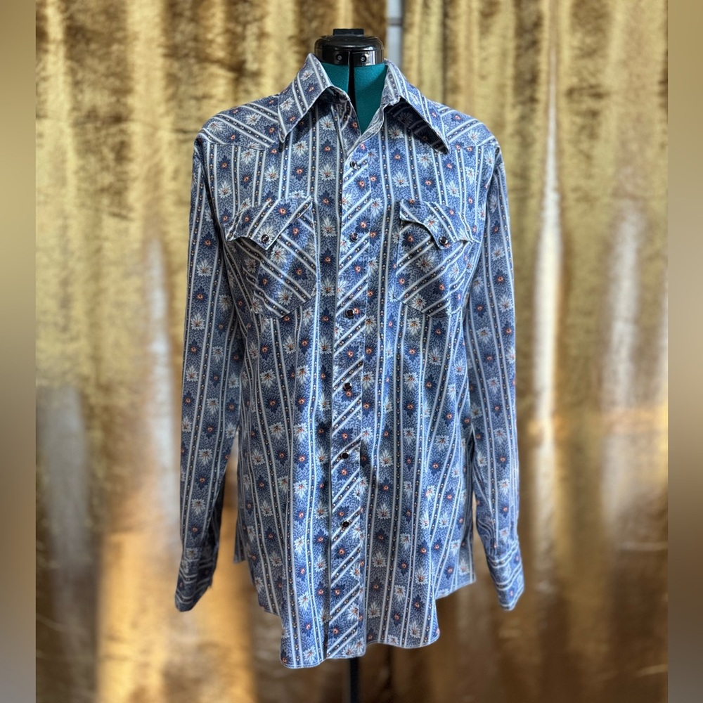 Men’s vintage 1970’s pearl snap western button up, blue & white, floral, EUC!